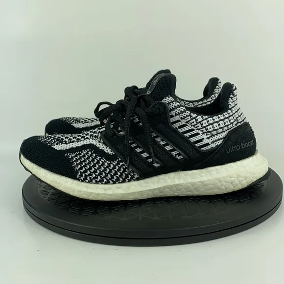 Adidas Ultraboost 5.0 DNA Black/White Running Shoes FZ1850 Women's Size 7