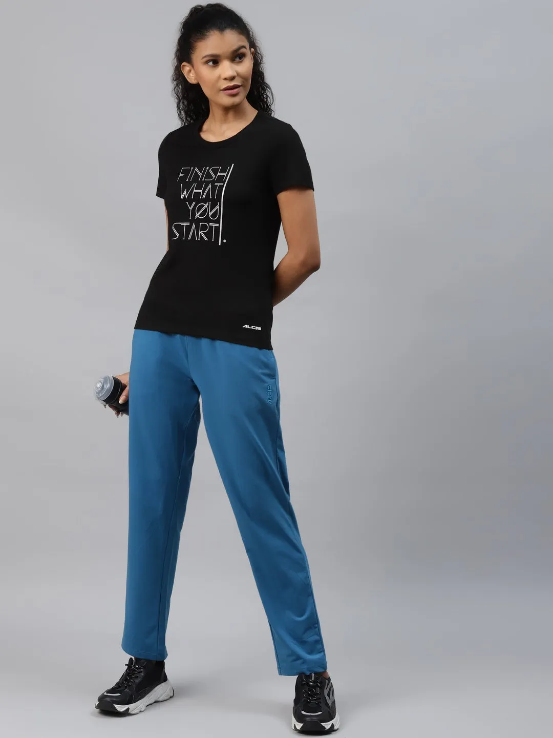 Alcis Women Printed Black Crew