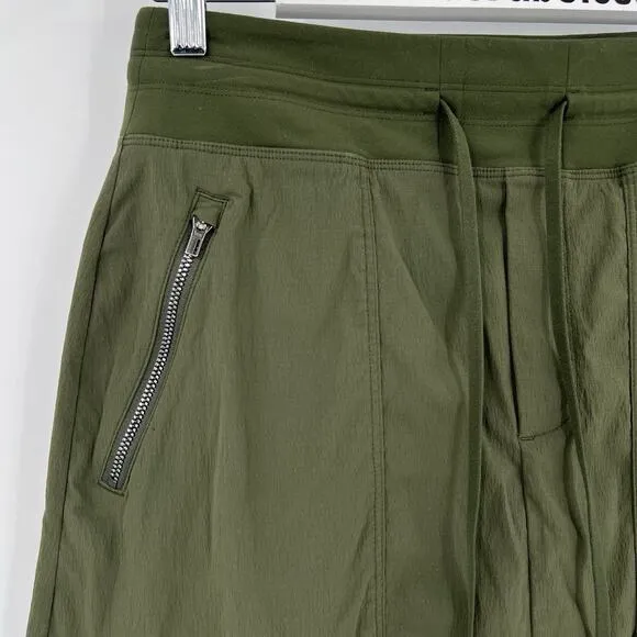 Athleta Trekkie North Mid Rise Green Skort Skirt Shorts 541879 Women’s Size 6