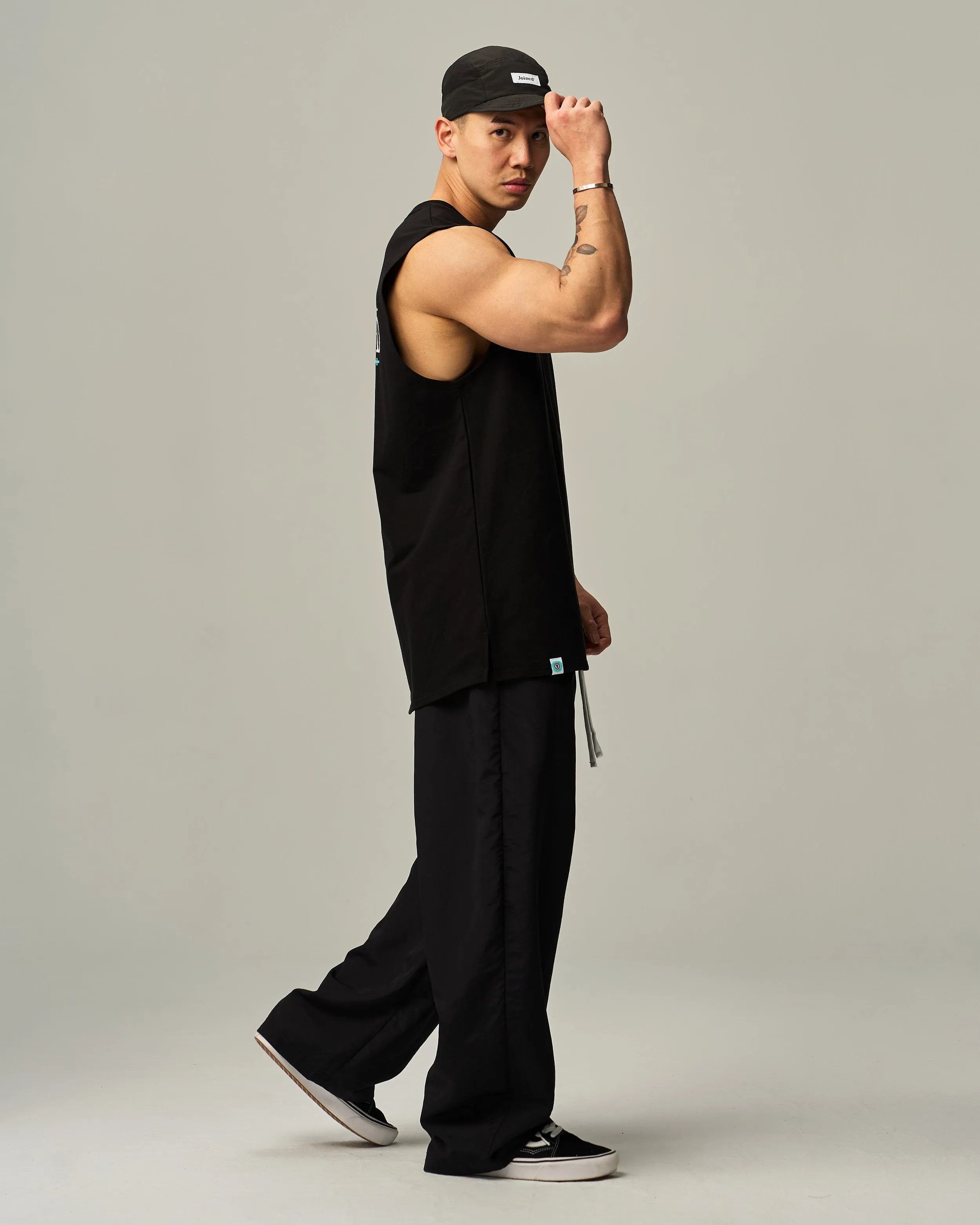 Blossom Ribbed-Neck Cropped Tank