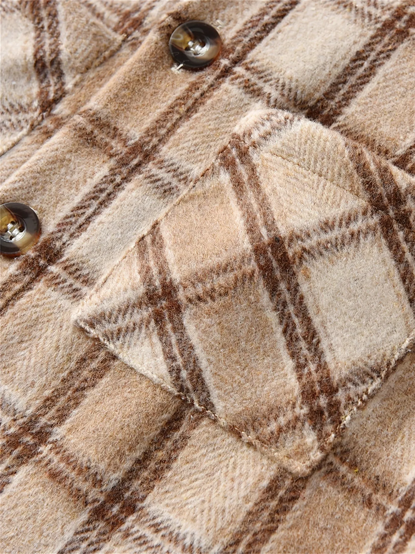 Boys' Casual Hooded Plaid Shirt for Autumn and Winter" Description: "Stay warm and stylish this autumn and winter wit