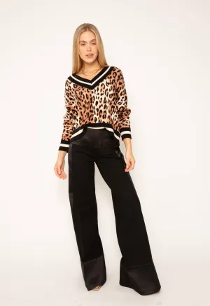 Calla Leopard Vneck