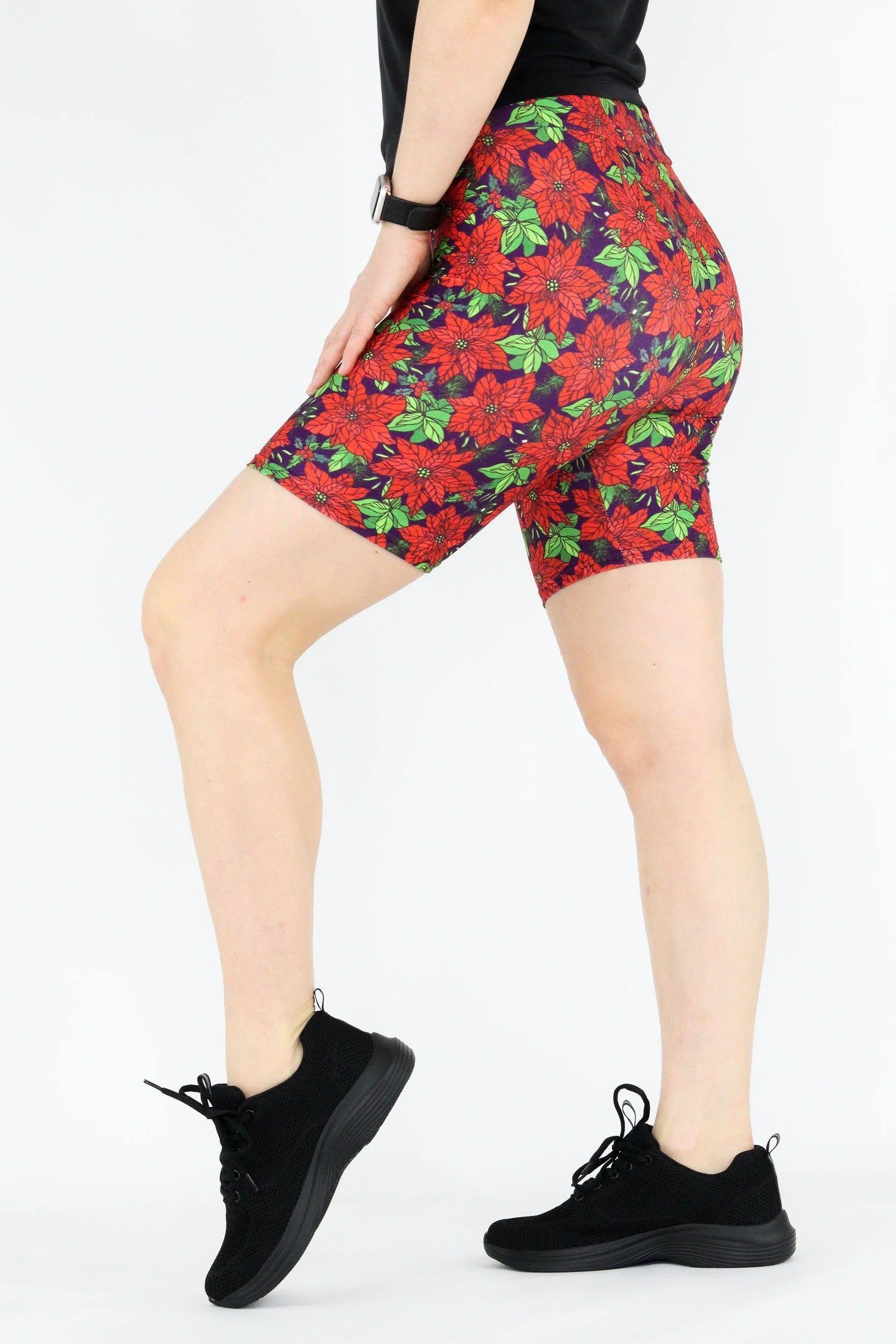 Christmas Poinsettia - Casual Mid Shorts