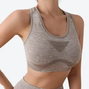 Comfortable Breathable Seamless Sports Tops