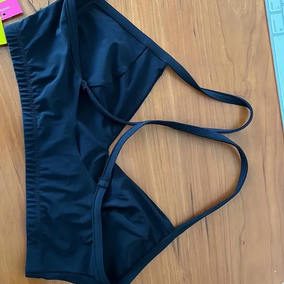 COMMANDO WOMEN'S ACTIVE SOFT SPORTS BRA - AT005 NWT