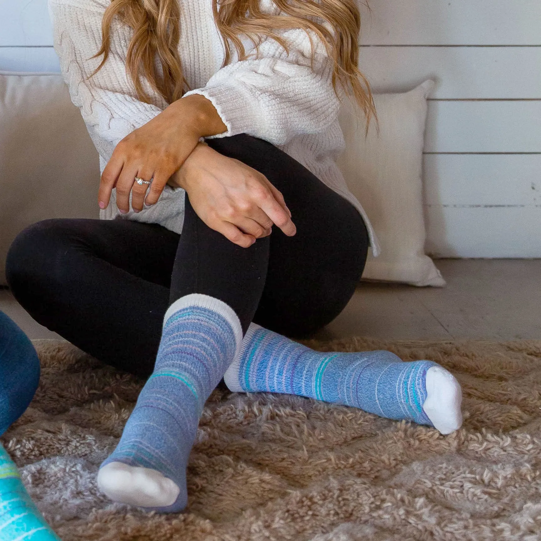 Cushioned Socks | Comfy Quarter Crew | Seaside Blue