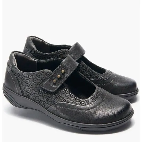 Halsa Footwear Aloe Mary Jane
