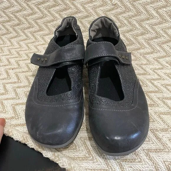 Halsa Footwear Aloe Mary Jane