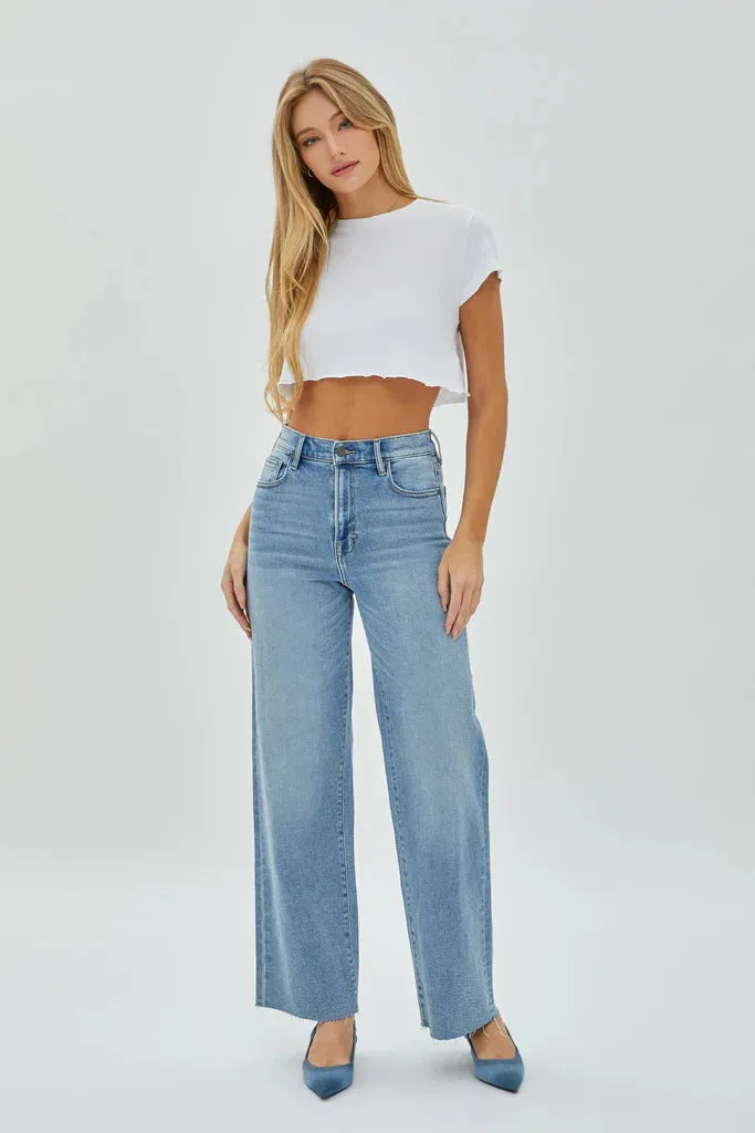 Hidden Jeans Logan Dad Jean in Medium Wash