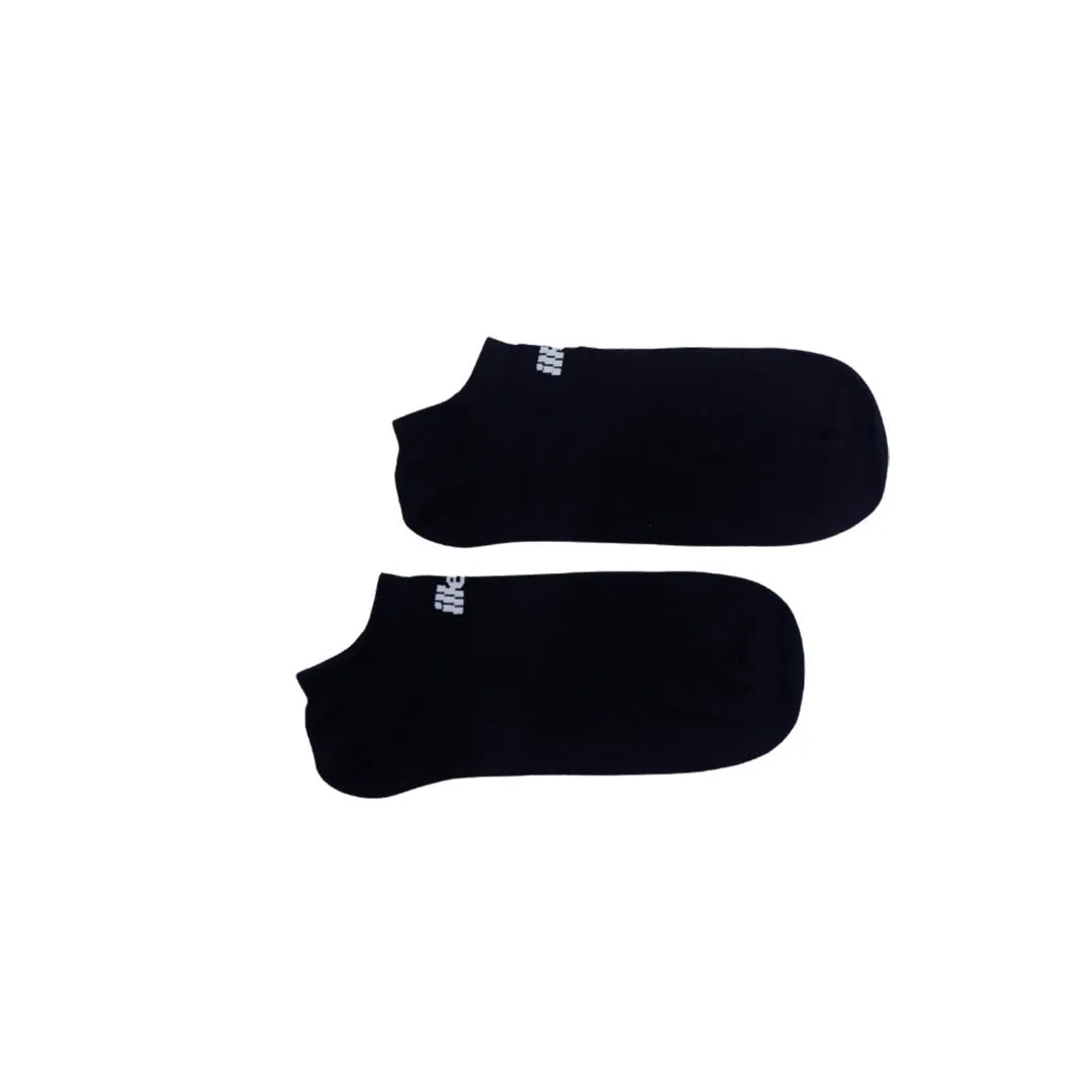 ILLEST ESSENTIAL ANKLE SOCKS - BLACK/WHITE