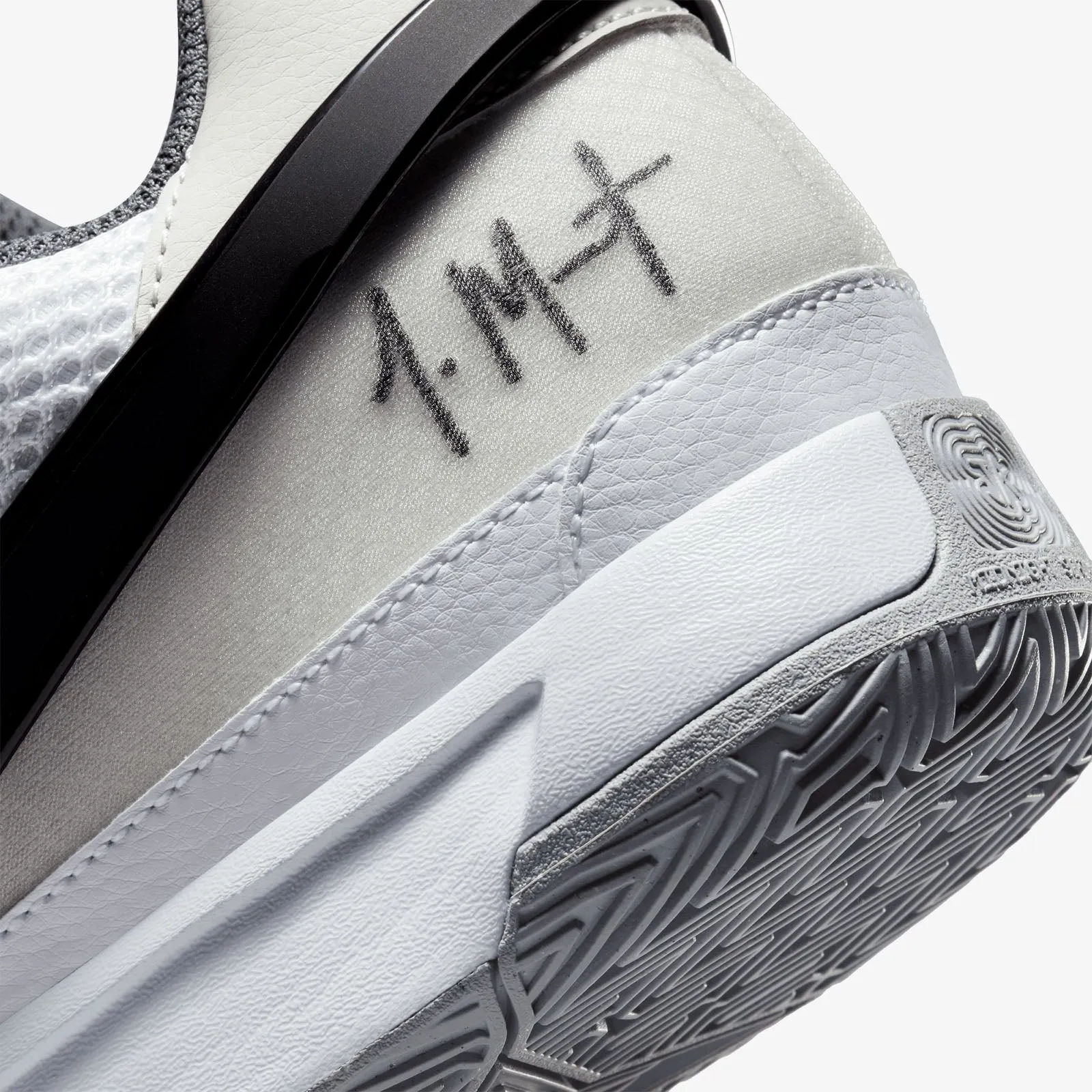 Ja 1 - 'Light Smoke Grey'