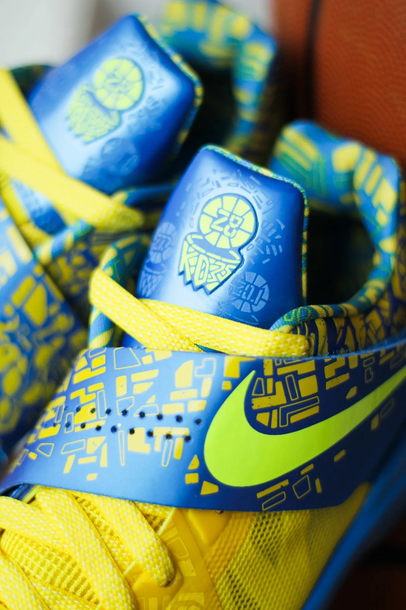 KD 4 "PHOTO BLUE/LEMON TWIST"