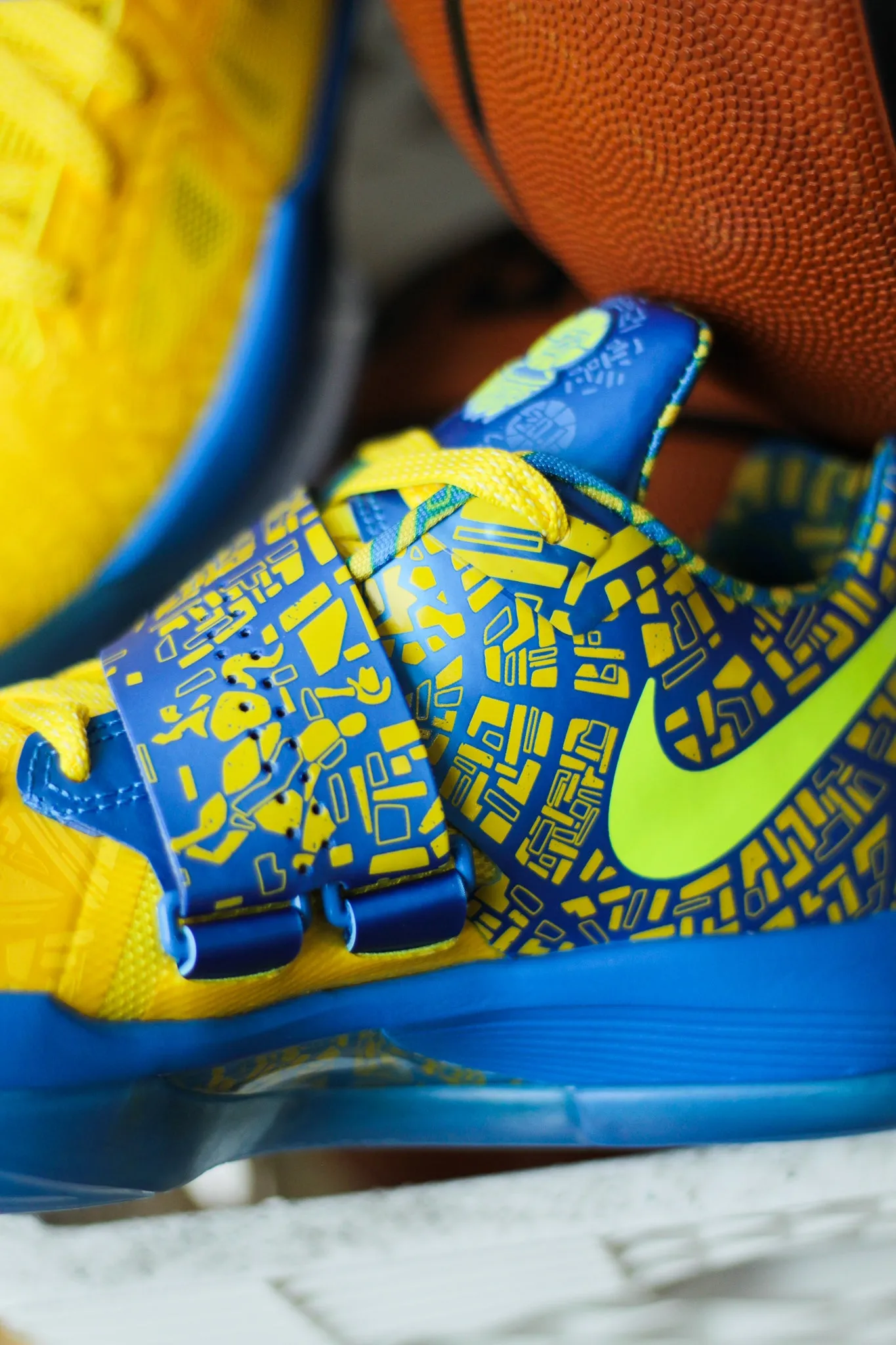 KD 4 "PHOTO BLUE/LEMON TWIST"