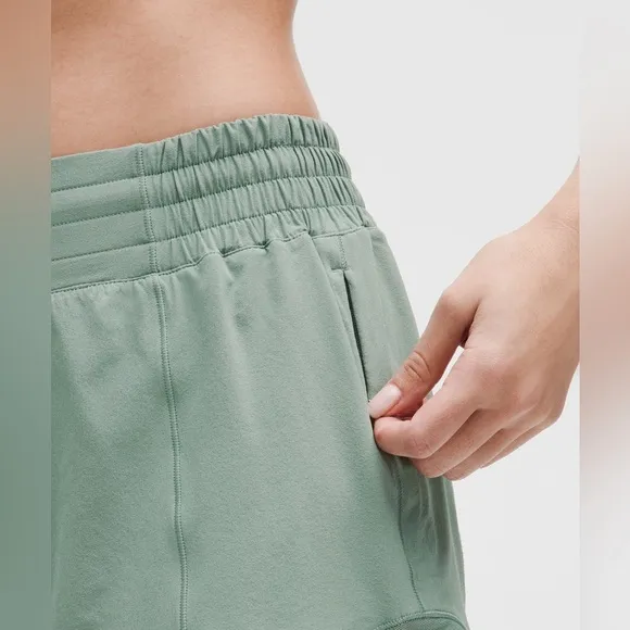 Lululemon HR Hotty Hot 4”