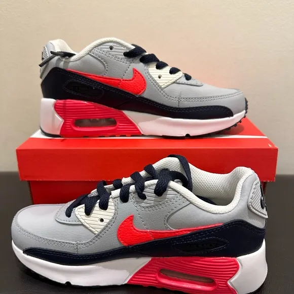 NIB Little Kids' Nike Air Max 90 Casual Shoes LT Smoke Grey/Bright Crimson