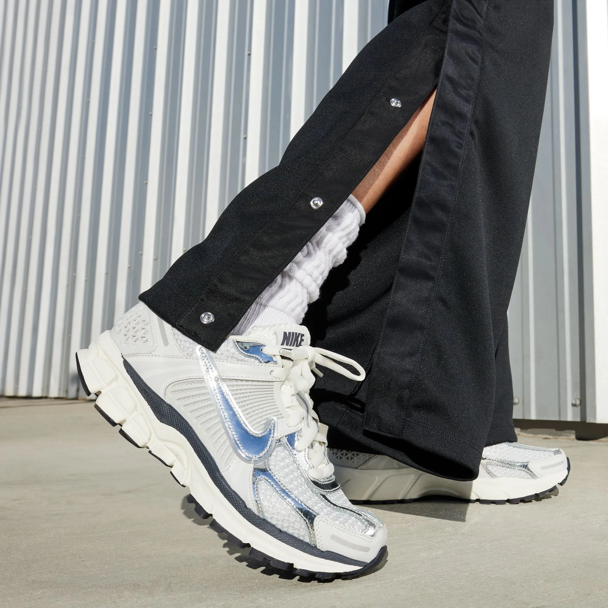 Nike Zoom Vomero 5 Women's Shoes