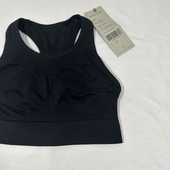 NWT $44 Sweaty Betty [ Medium ] Stamina Racerback Sports Bra‎ in Black
