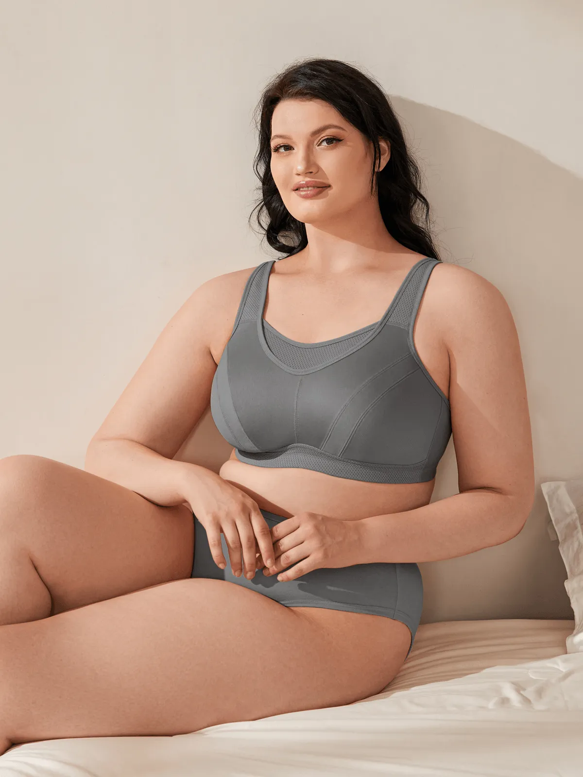 Plus Size Solid wirefree Absorb Breathable Sports Bra Grey