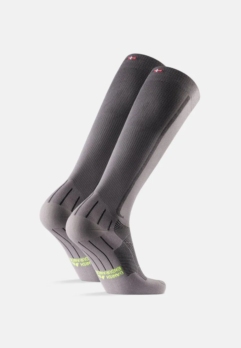 SPORTS COMPRESSION SOCKS