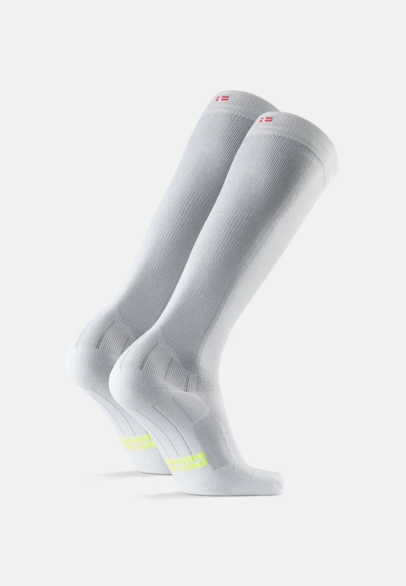 SPORTS COMPRESSION SOCKS