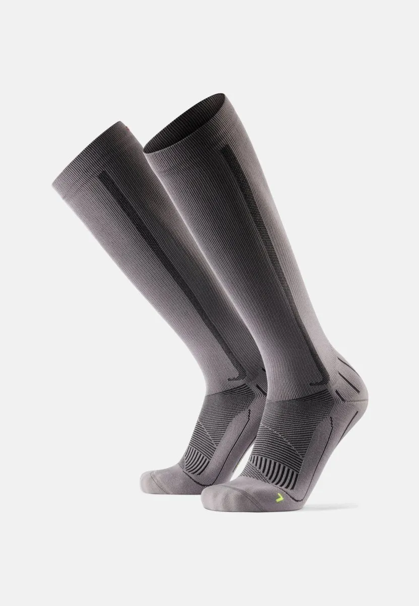 SPORTS COMPRESSION SOCKS