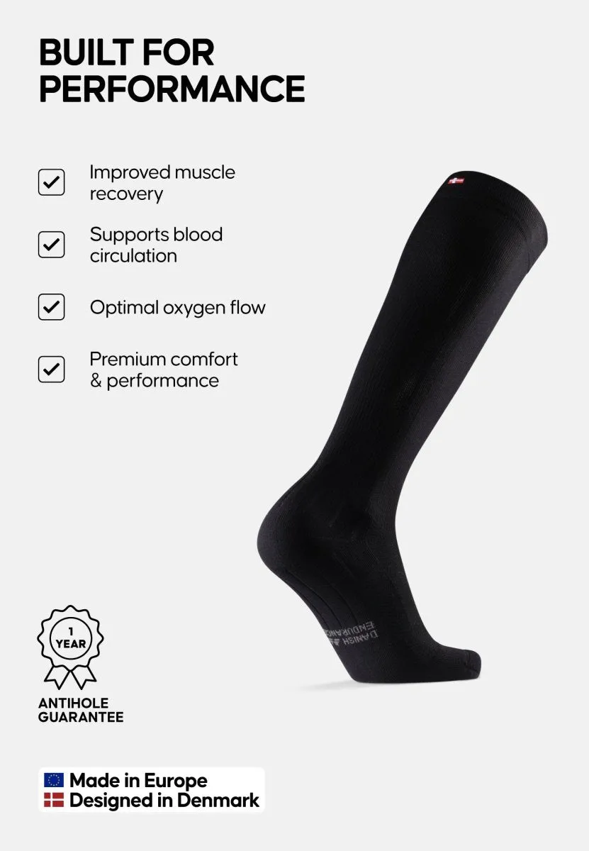 SPORTS COMPRESSION SOCKS