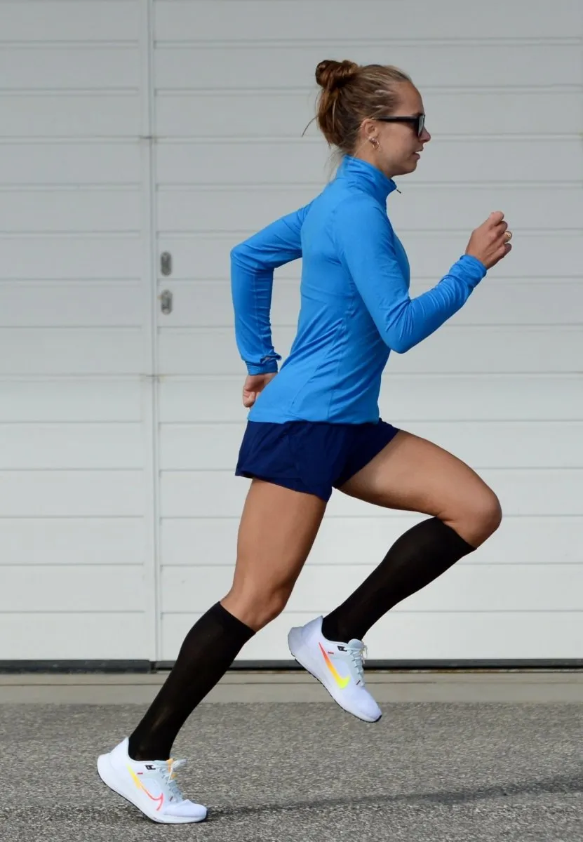 SPORTS COMPRESSION SOCKS