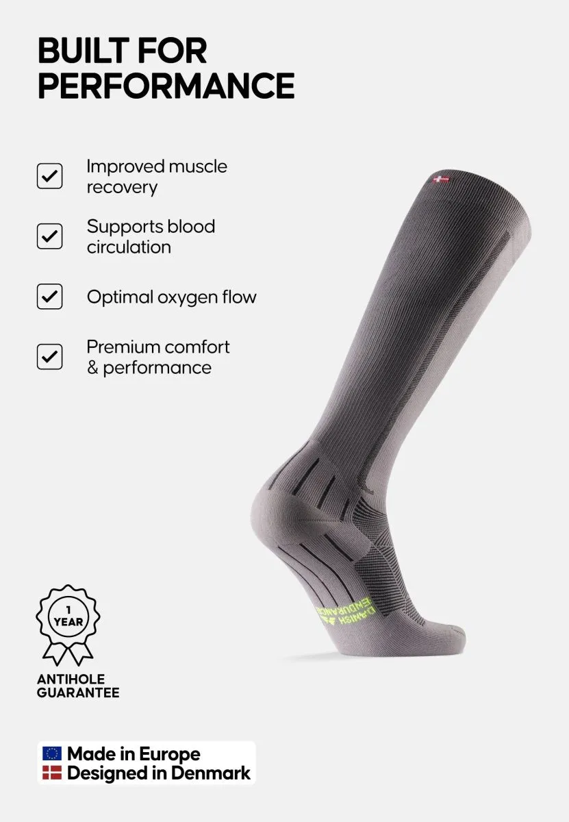 SPORTS COMPRESSION SOCKS