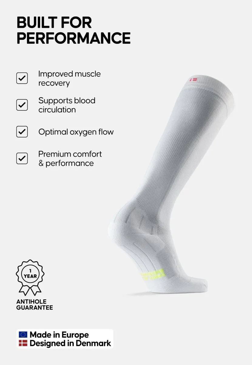SPORTS COMPRESSION SOCKS