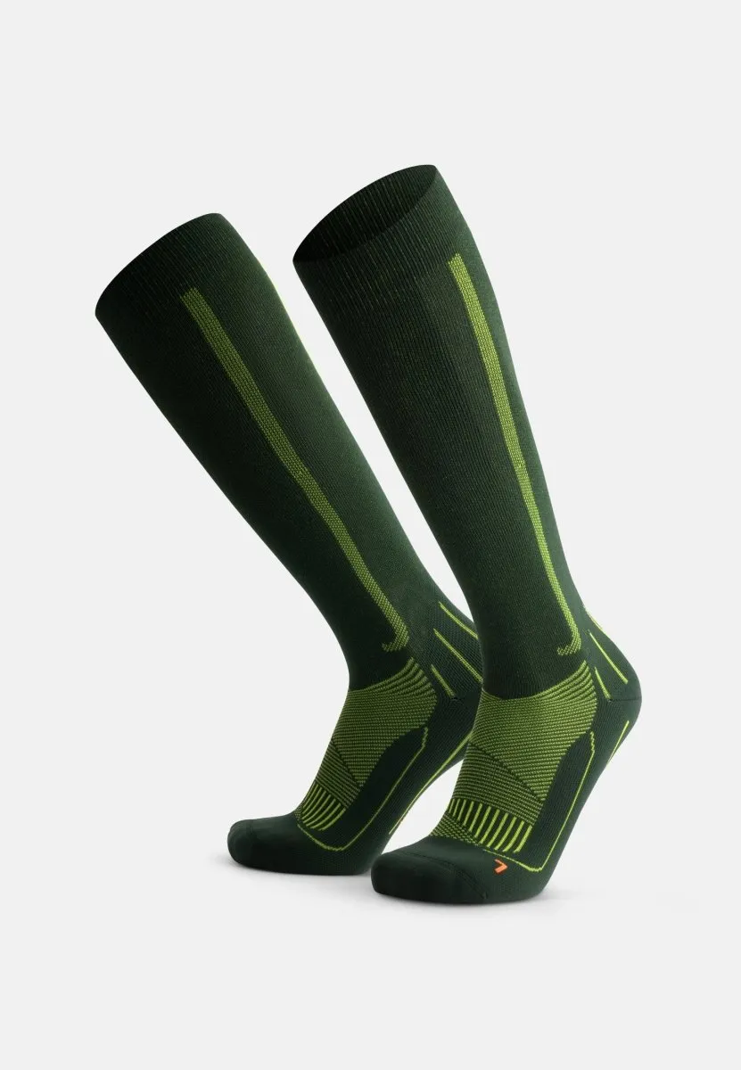 SPORTS COMPRESSION SOCKS
