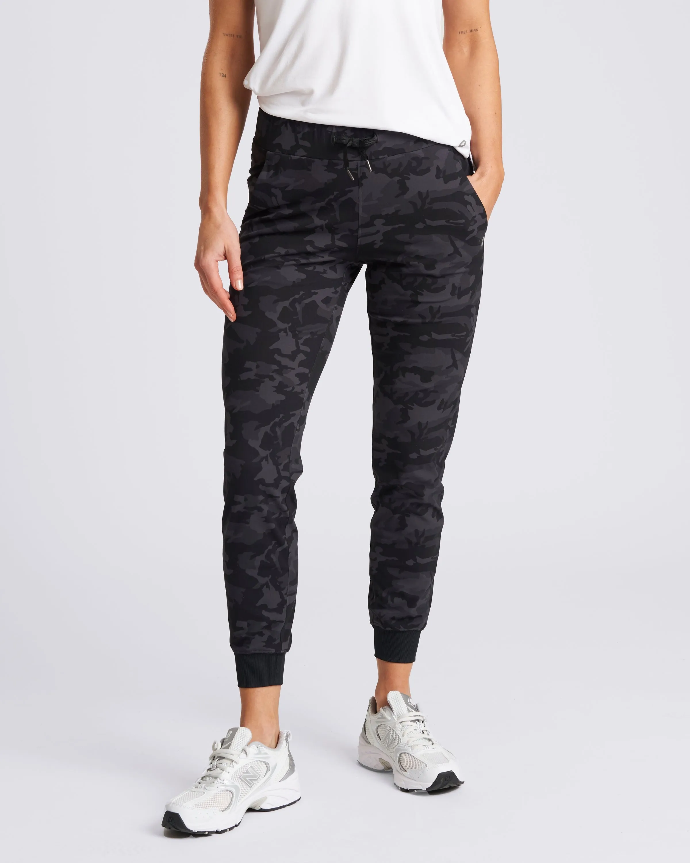 UrbanOne Lightweight Joggers Camo