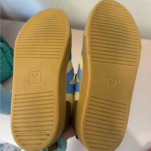 VEJA Kids Blue and Brown Sneakers