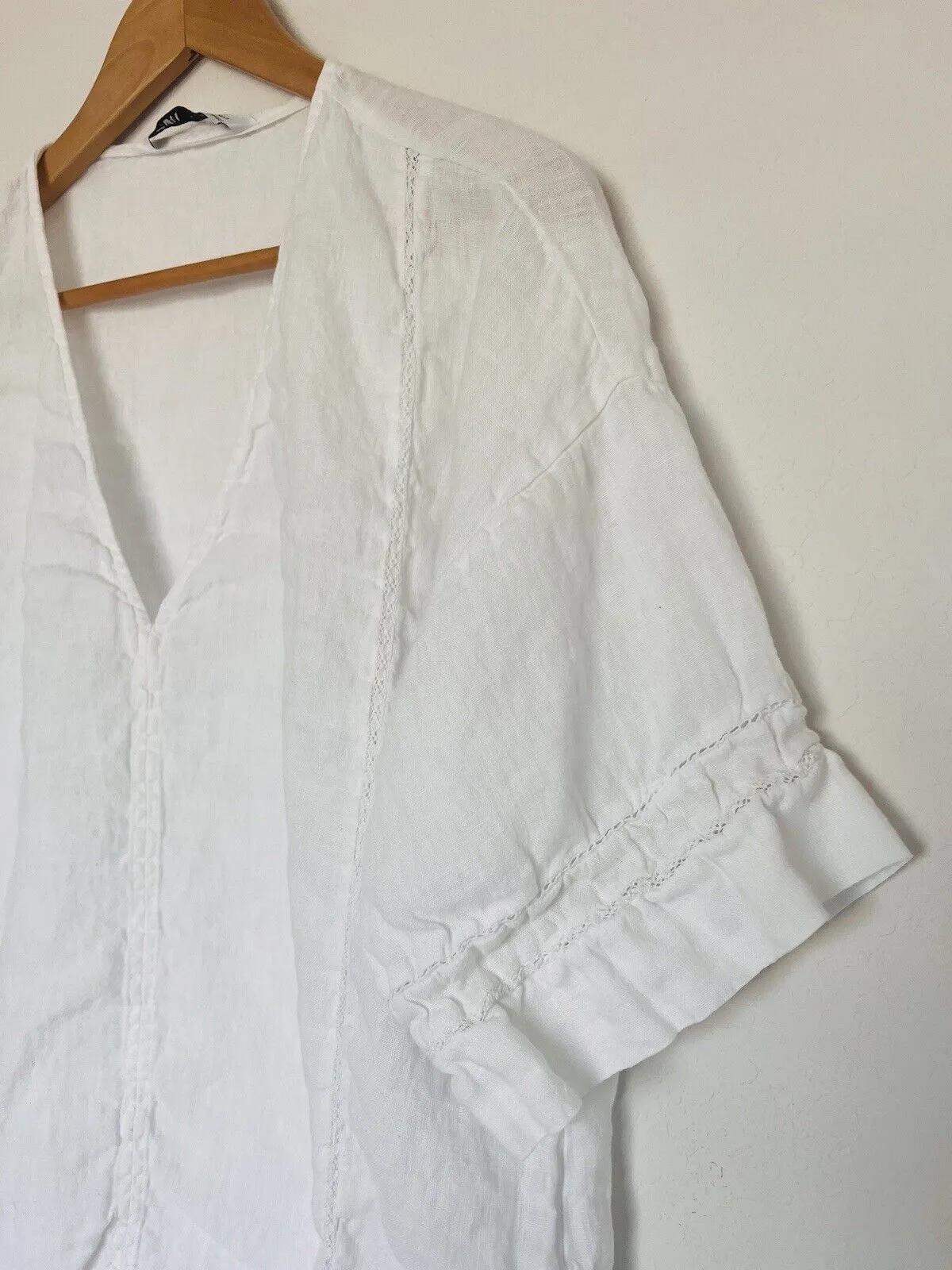 ZARA NWT 100% Linen Top Sz S White Lace Trim Short Sleeve Blouse V-Neck Tunic
