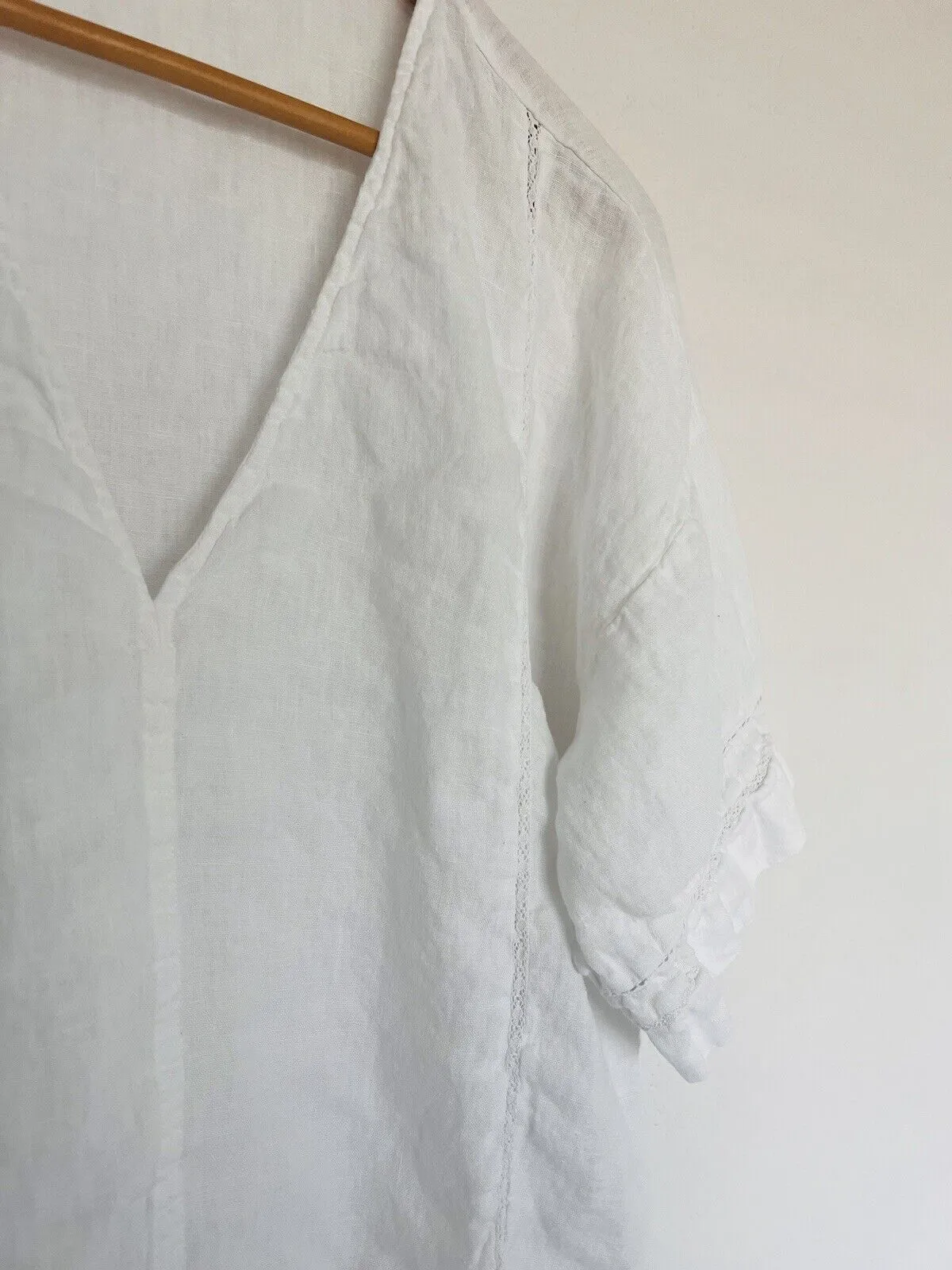 ZARA NWT 100% Linen Top Sz S White Lace Trim Short Sleeve Blouse V-Neck Tunic
